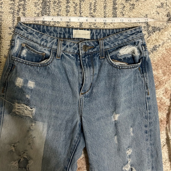 Gilded Intent Distressed Boyfriend Lightwash Jeans - Picture 5 of 10